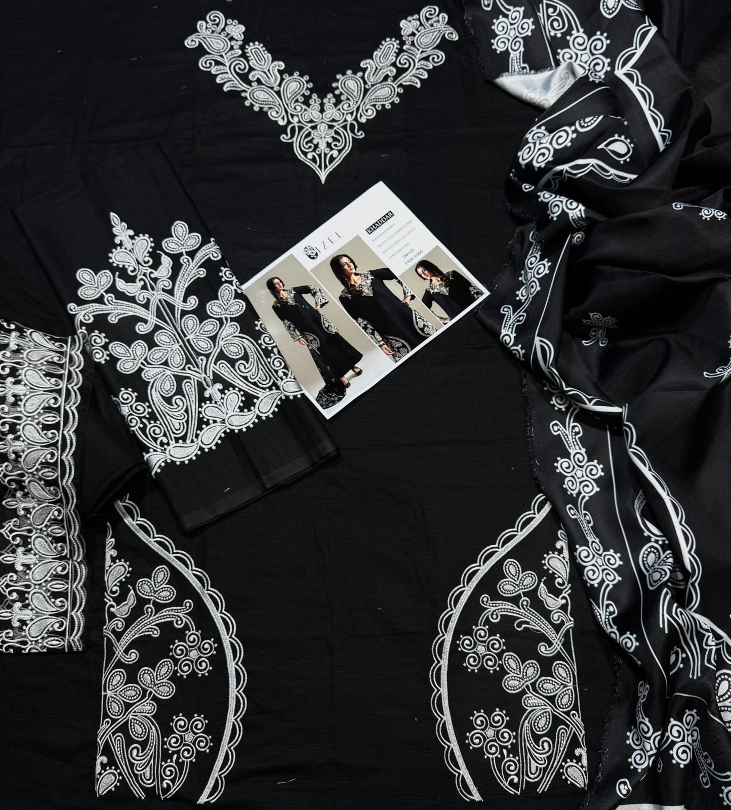 IZEL KHADAR UNSTITCHED EMBROIDERD 3pc