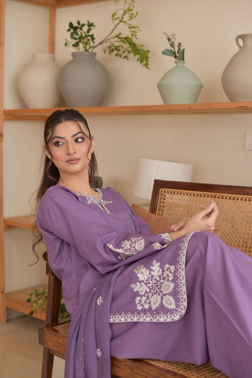 AARIANA LAWN EMBROIDERED UNSTITCHED 3PC